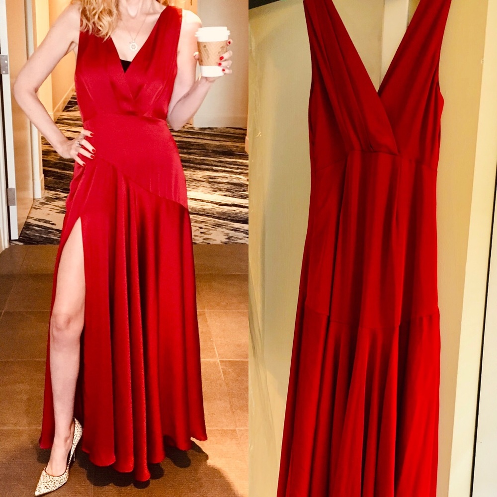 Stunning Red Gown 🔥